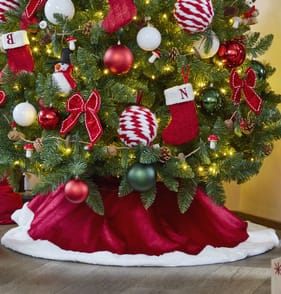 Festive Feeling Christmas Luxury Faux Velvet Tree Skirt