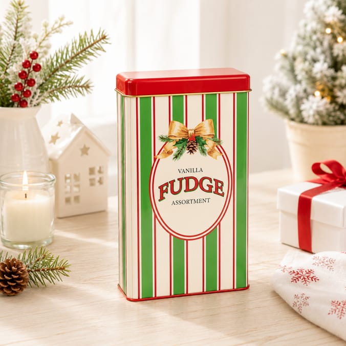 Fudge Filled Tin 150g
