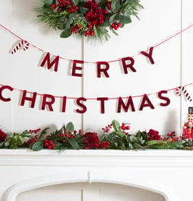 Festive Feeling Merry Christmas Bunting - Red