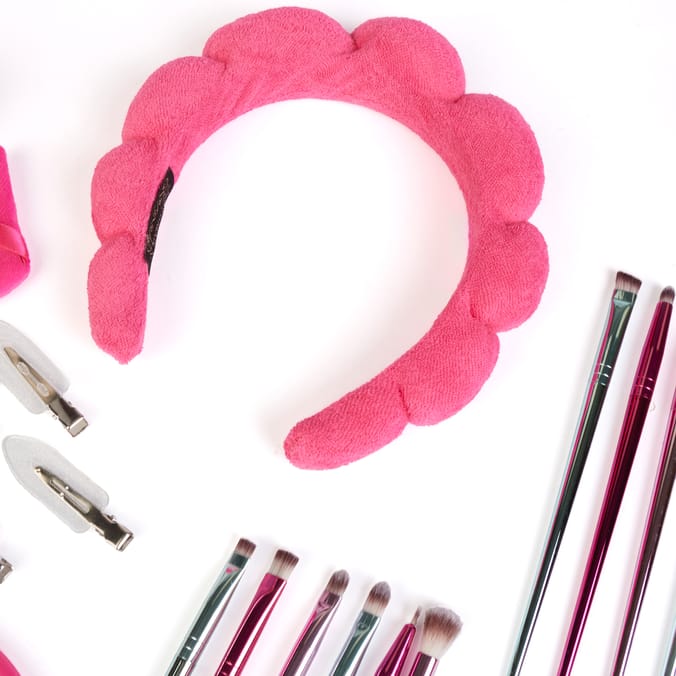 Ultimate Collection 28 Piece Beauty Set