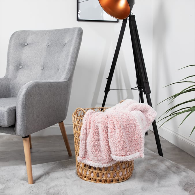  Snuggle Up Teddy Throw