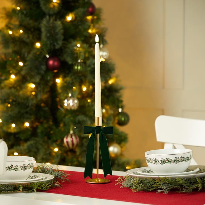Festive Feeling Alpine Woods Bow Christmas Candle Holder