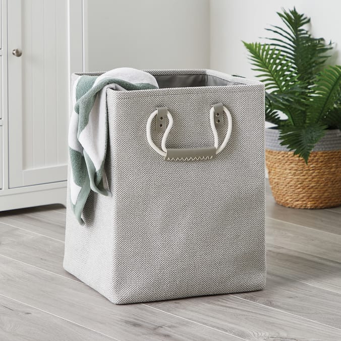 Home Collections Tufted Laundry Basket