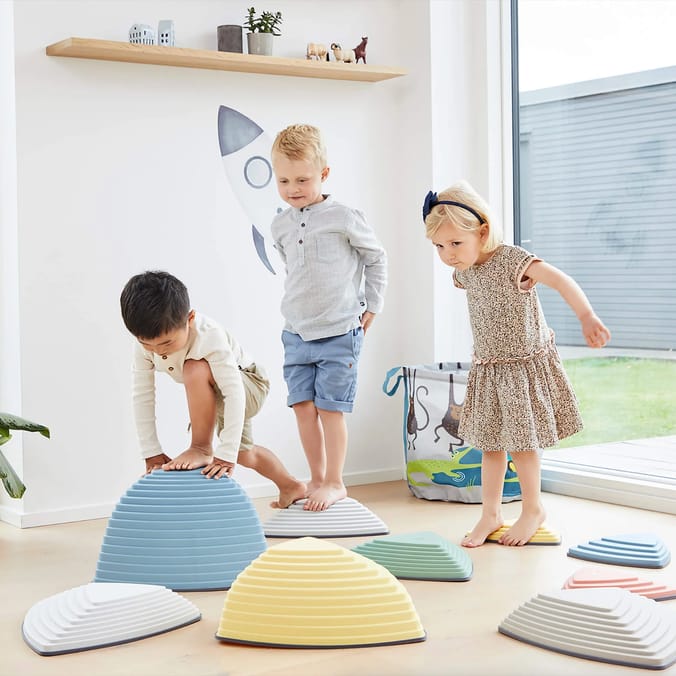 Liberty House Toys Gonge Hilltops