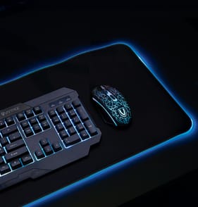 Vantage Gigantic Elite Light-Up Gaming Mouse Pad