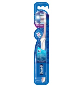 Oral-B 3DWhite Brilliance Medium Toothbrush
