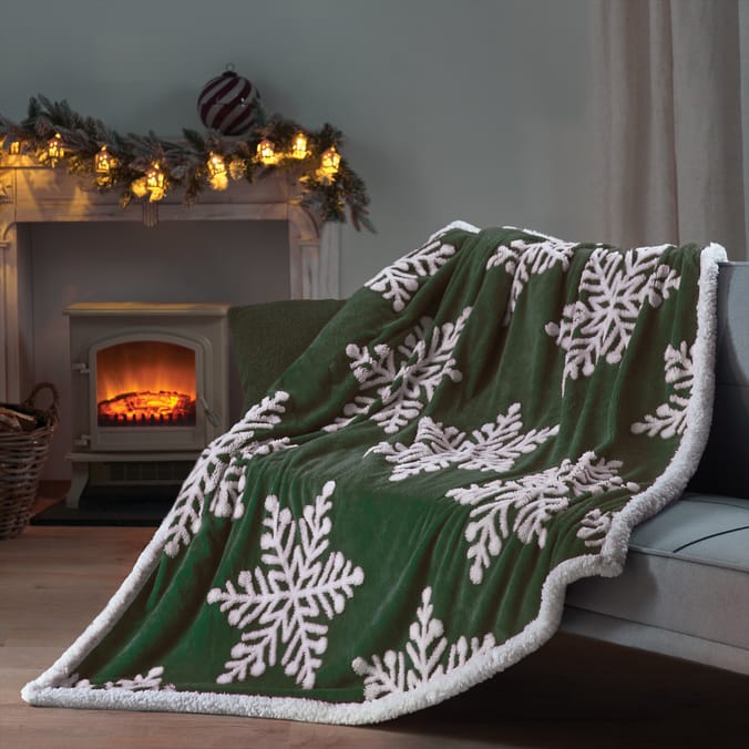Winter Charm Snowflake Throw Home Bargains