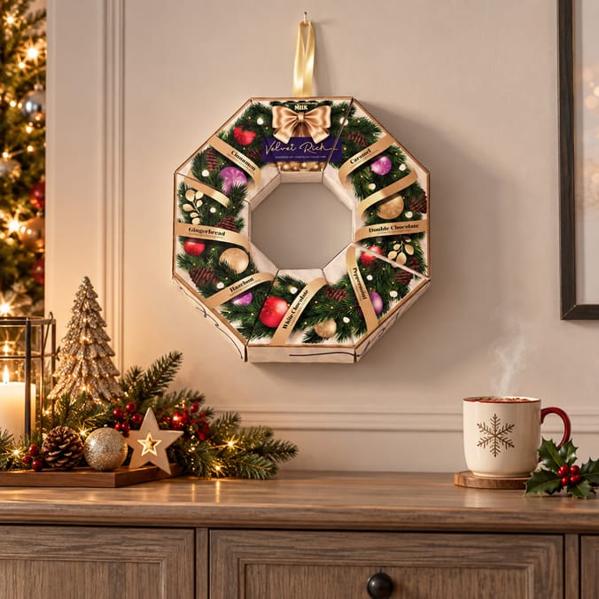 Velvet Rich Hot Chocolate Wreath 160g