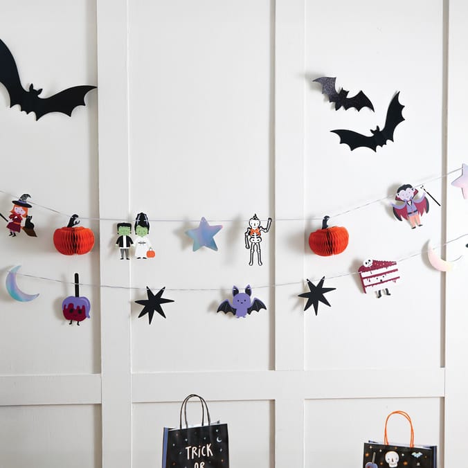 Hallow Scream Bunting