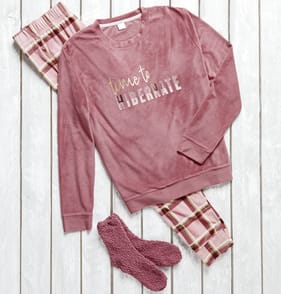  The Winter Warmer Collection Cosy Pyjamas & Socks Gift Box - Ladies