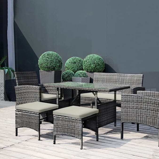 The Outdoor Living Collection New Hampshire Dining Set