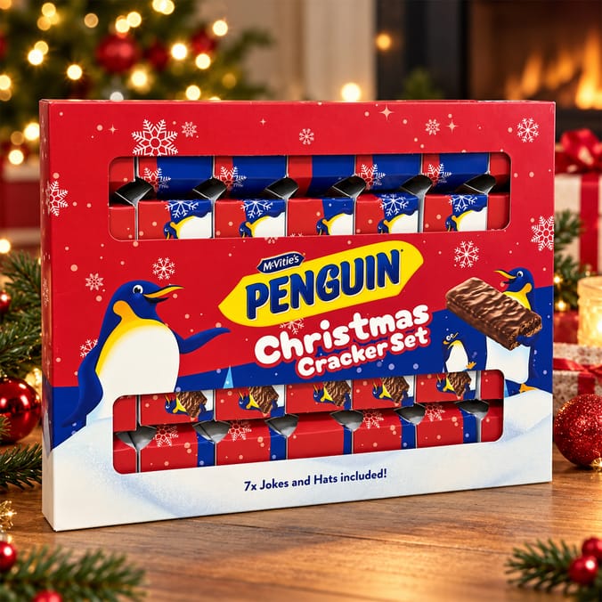 McVitie's Penguin Christmas Cracker Set
