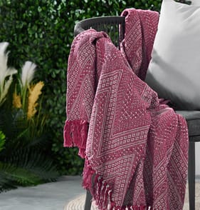 The Outdoor Edit Travellers Bazaar Diamond Blanket - Purple