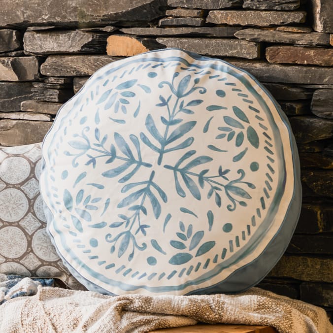 The Lifestyle Edit Coastal Retreat Round Floor Cushion