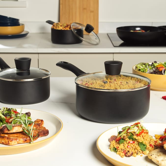 Russell Hobbs 20cm Saucepan