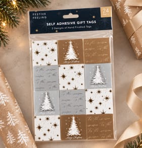 Festive Feeling Luxury Self Adhesive Gift Tags - Gold & Silver