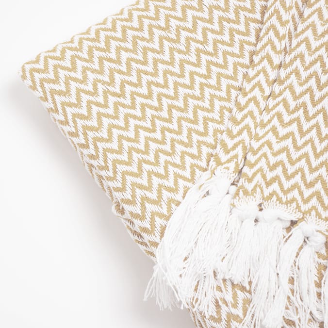 The Outdoor Living Collection Chevron Cotton Throw