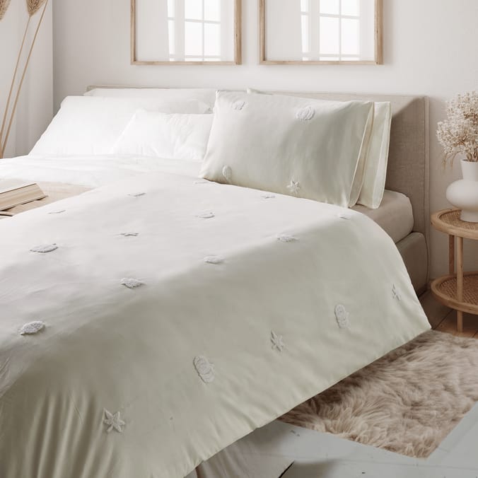 The Lifestyle Edit Autumn Tufted Duvet Set