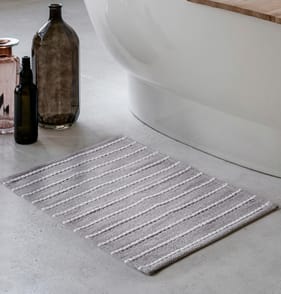 Home Collection Cotton Stripe Bath Mat