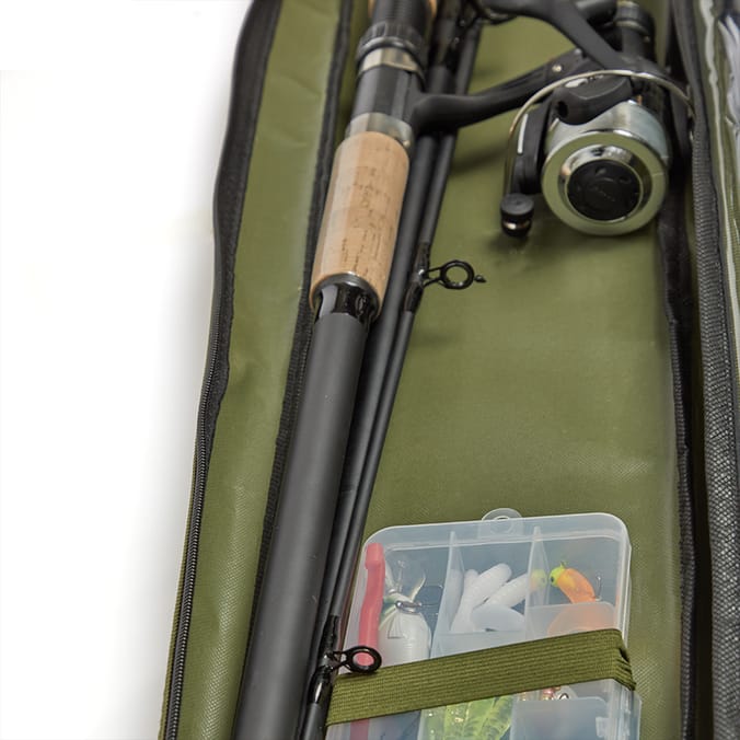 Landed Fishing Co Deluxe Fishing Set