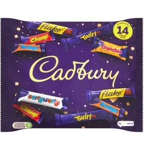 Cadbury Family Favourites Chocolate Bars Treatsize Bags 207g