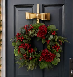 Festive Feeling Christmas Bow Wreath Hanger - Gold