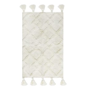 Home Collections Tufted Bath Mat - Diamond