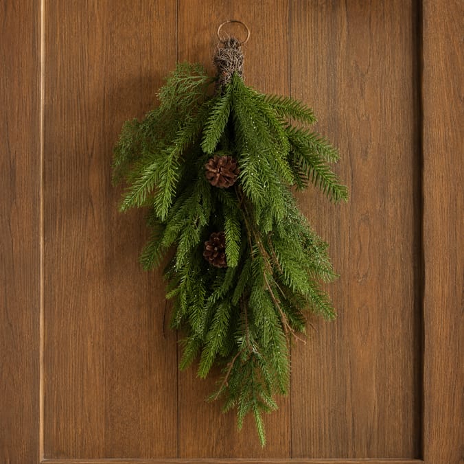 Festive Feeling 70cm Pine Bow Teardrop Swag