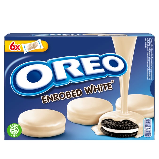 Oreo Snowy Enrobed White Chocolate Coated Biscuits 6 pack 246g x2