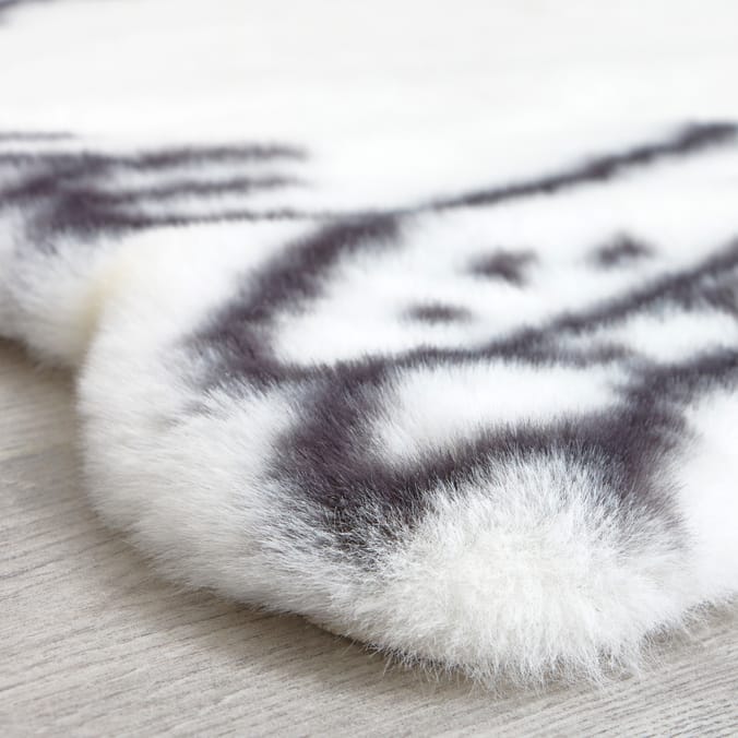 Harry Potter Faux Fur Hedwig Rug