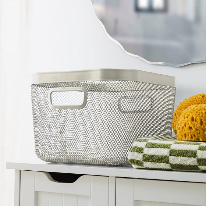 Large Wire Mesh Basket