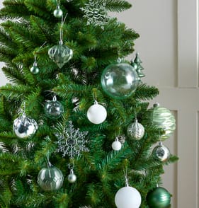 Festive Feeling Christmas Baubles 80 Pack - Green & White