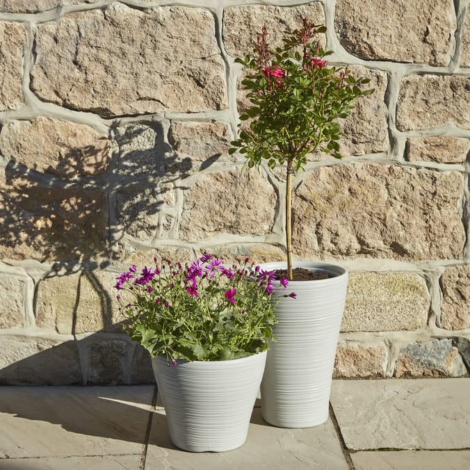 Strata Hereford Planter