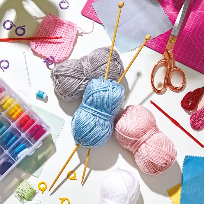 Hand Made With Love Knitting Starter Set