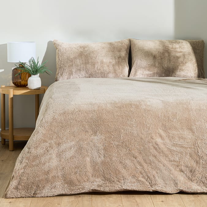The Winter Warmer Collection Teddy Duvet Set