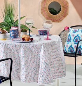 The Outdoor Edit Round PVC Tablecloth - Spot