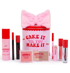 Cake It Till You Make It Make Up Set