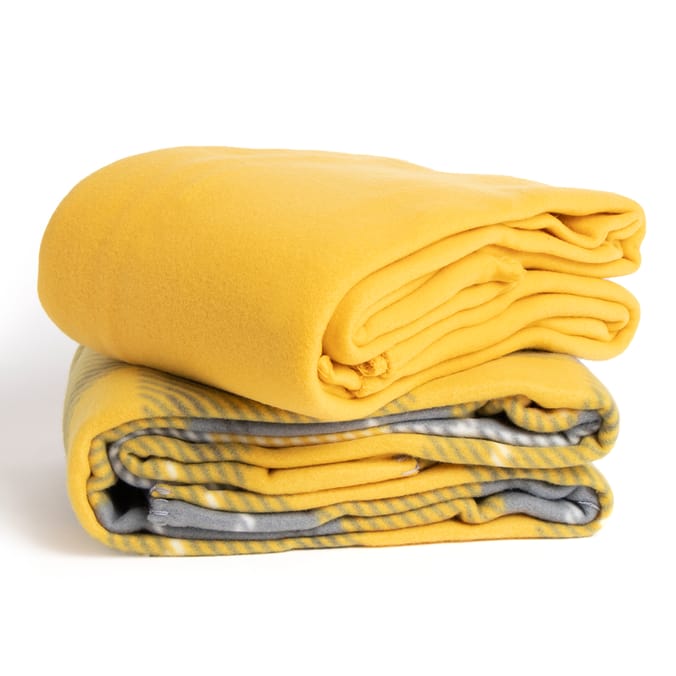Home Collections Fleece Throw Twin Pack