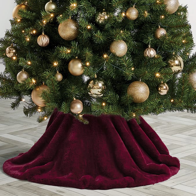 Elegance Faux Fur Tree Skirt