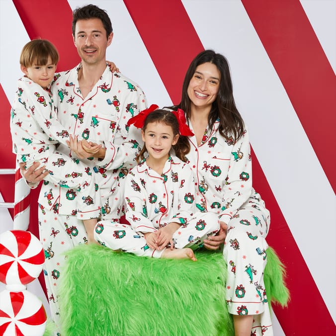 The grinch pajamas for adults hotsell
