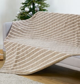 The Winter Warmer Collection Hollie Throw - Stripe 