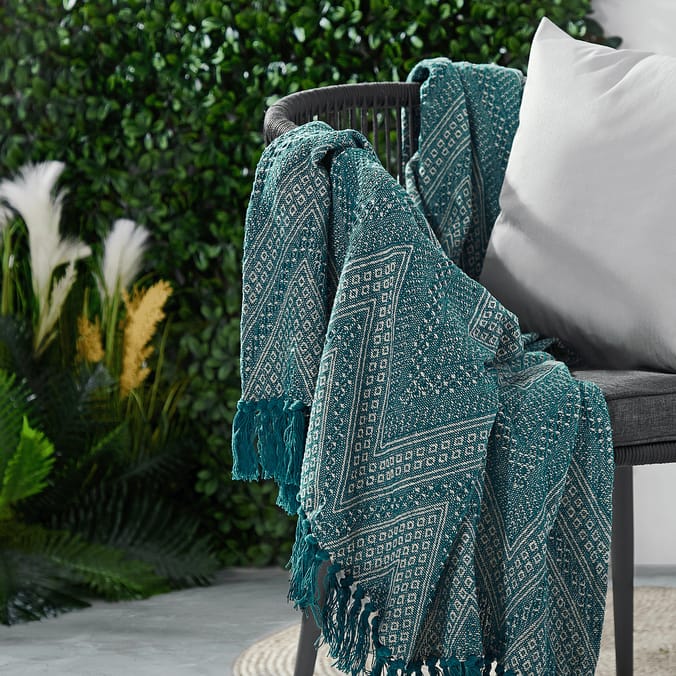 The Outdoor Edit Traveller's Bazaar Diamond Blanket 130 x 180cm