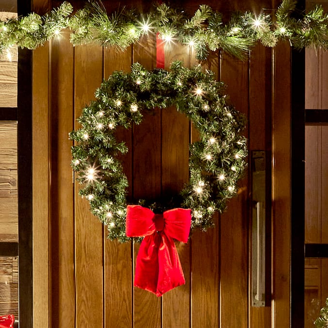 Pre online lit wreath