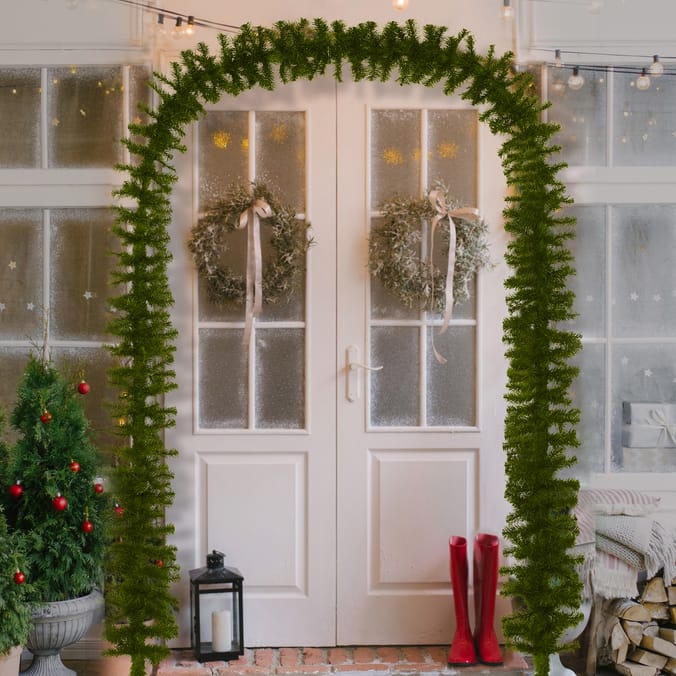 Festive Feeling 7ft Slim Tree Arch