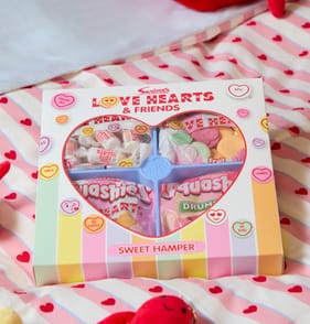 Swizzels Love Hearts & Friends Sweet Hamper 487g