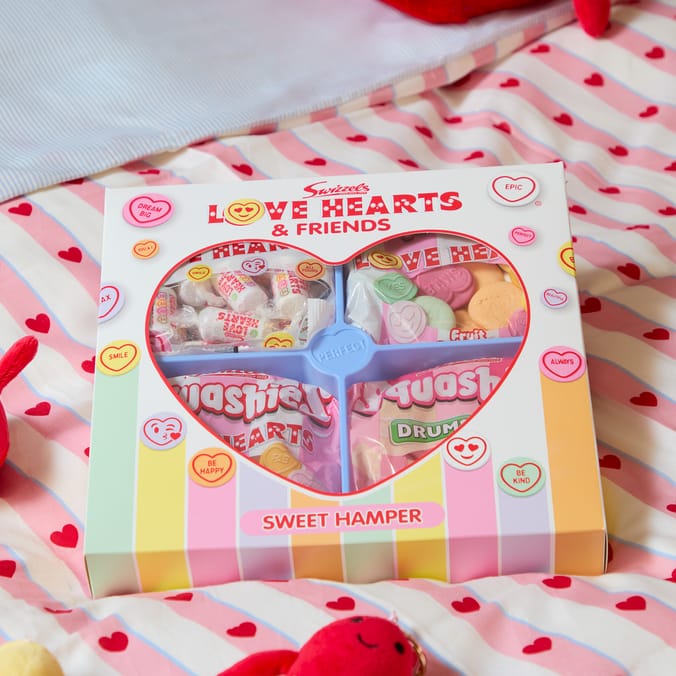 Swizzels Love Hearts & Friends Sweet Hamper 487g
