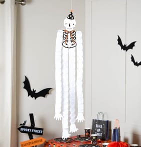 Hallow Scream Honeycomb Skeleton