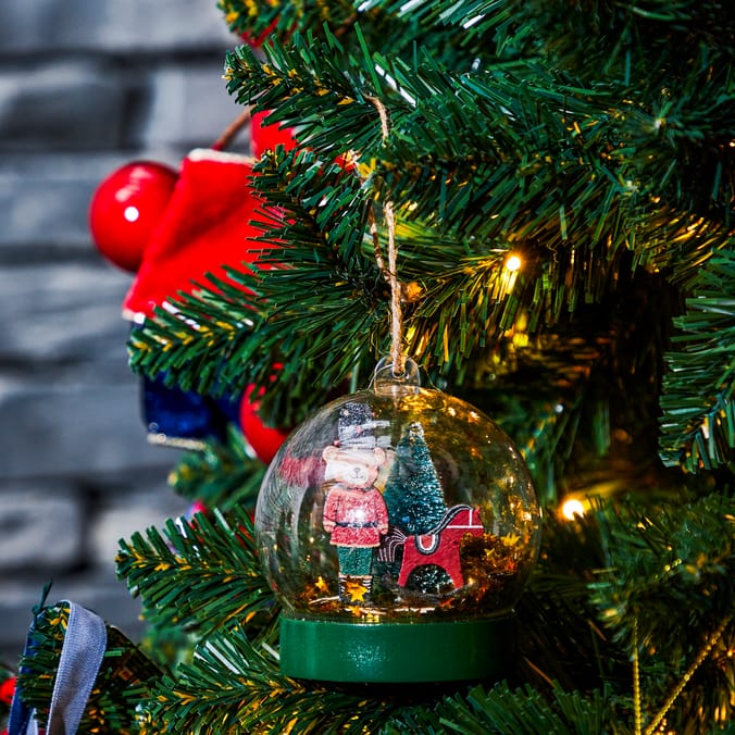 The Lifestyle Edit Timeless Christmas Baubles 15 Pack
