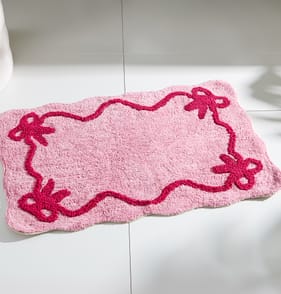 The Lifestyle Edit Non Slip Pink Bow Bath Mat