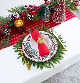 Festive Feeling Foliage Placemat - Wreath